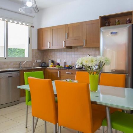 Soothing Sunset Villa With Private Pool, 200M From The Beach 皮尔瓦利亚 外观 照片